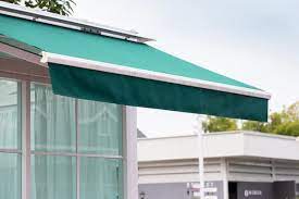 The key advantages of Installing a Retracting Awning on the House post thumbnail image