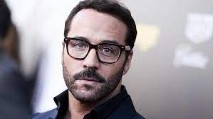 Where in the World is Jeremy Piven Now? Latest News post thumbnail image